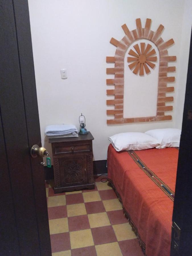 Hotel Acatenango Inn Антигуа-Гватемала Экстерьер фото