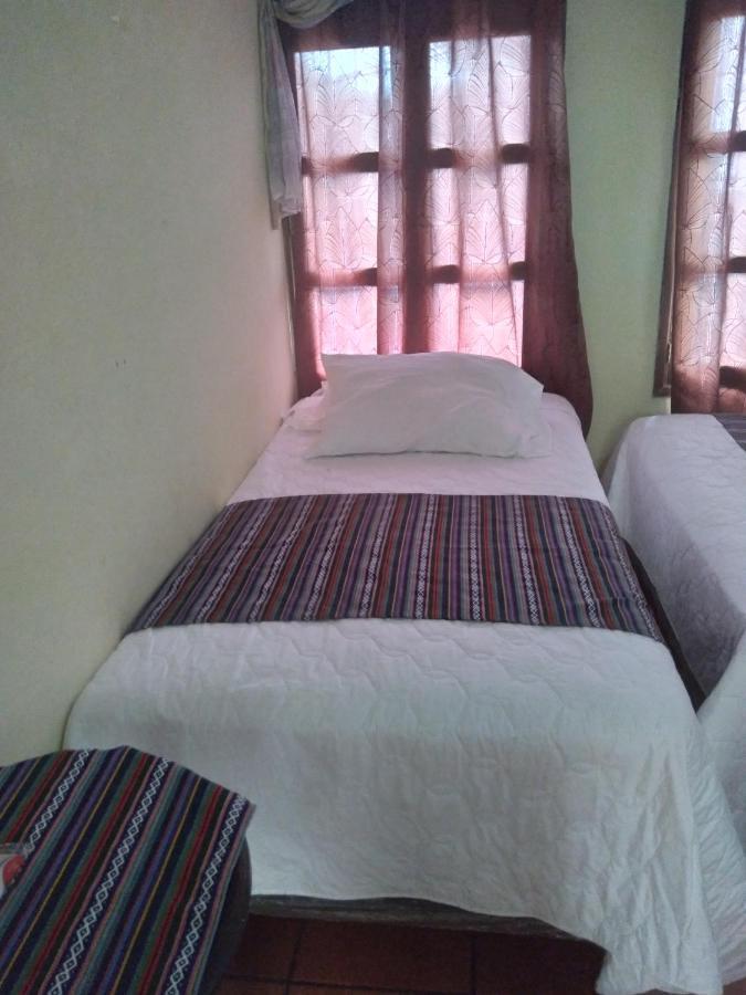 Hotel Acatenango Inn Антигуа-Гватемала Экстерьер фото