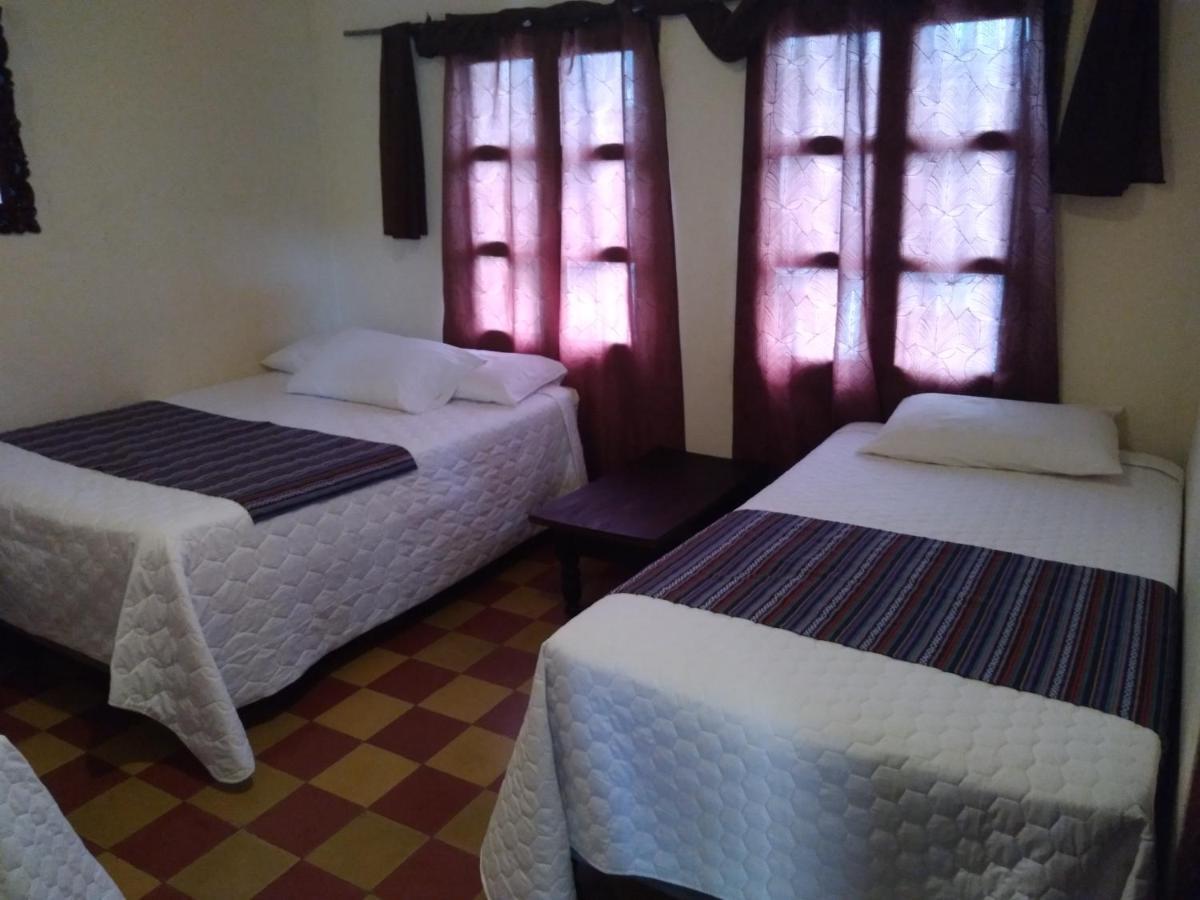 Hotel Acatenango Inn Антигуа-Гватемала Экстерьер фото