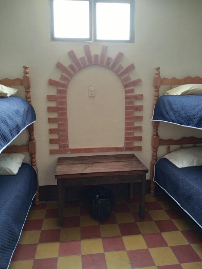 Hotel Acatenango Inn Антигуа-Гватемала Экстерьер фото